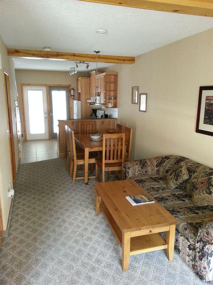 Inn Of The Rockies Canmore Esterno foto