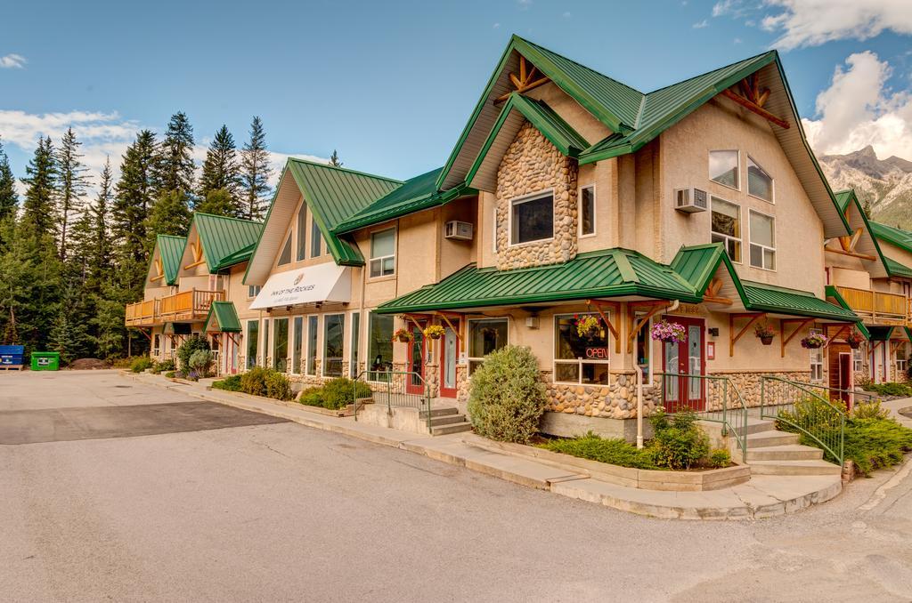 Inn Of The Rockies Canmore Esterno foto